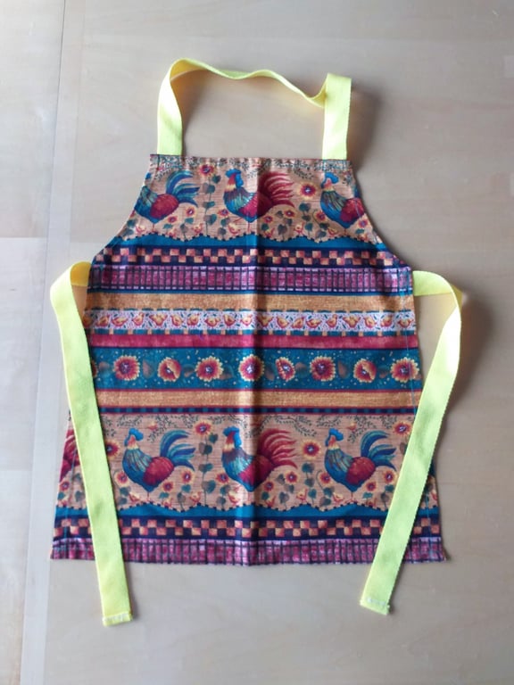 Cock and Chicks, Apron, pinafore, age 2-5, approximately