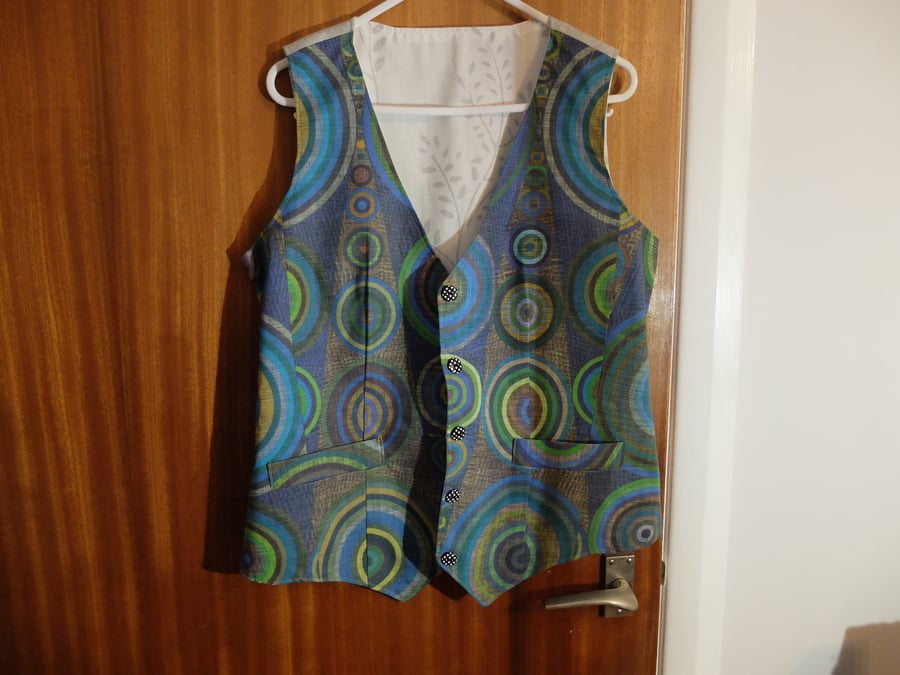 Women's waistcoat size 12 Backgammon design