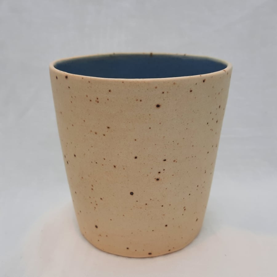 Large blue and cream speckle ceramic tumbler