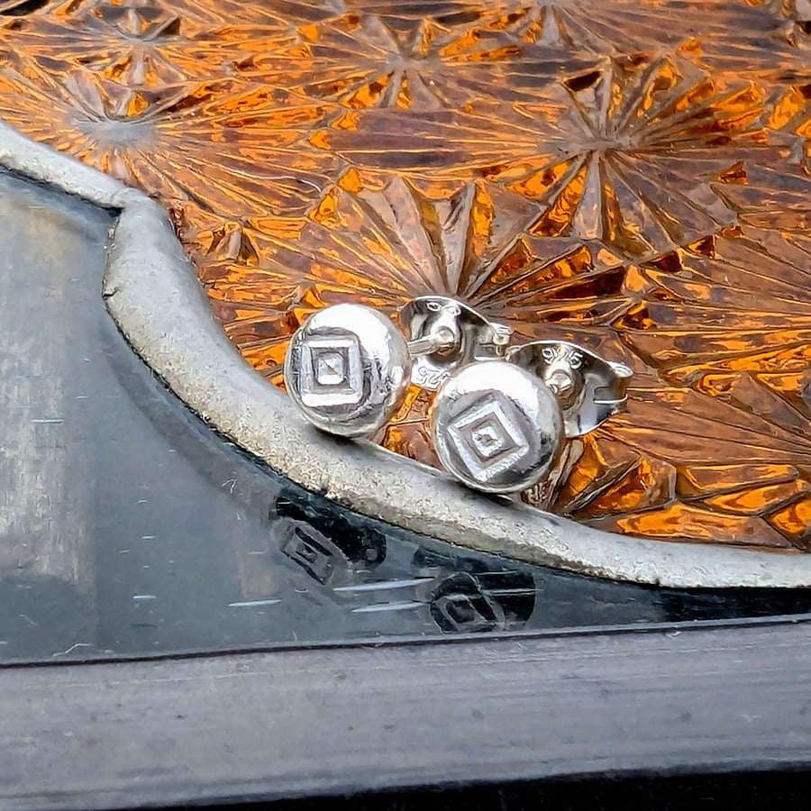 Diamond Symbol stud earrings: Wedding Jewellery