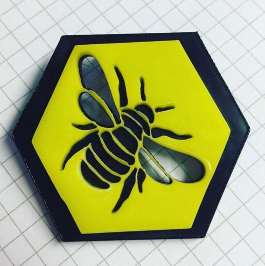 Bee Brooch 