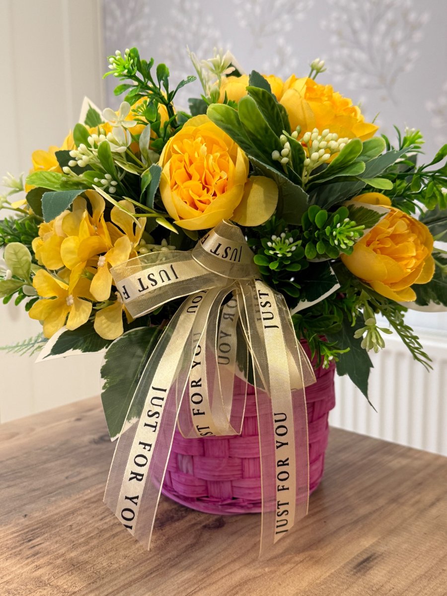 Table decoration gift spring summer artificial flowers yellow flower arrangement