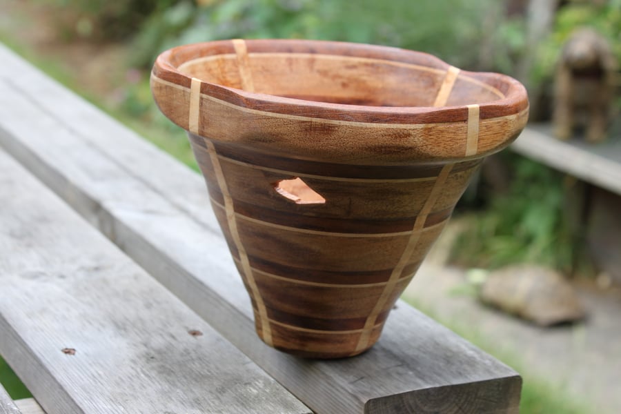 a wooden bowl with lovely wood grains