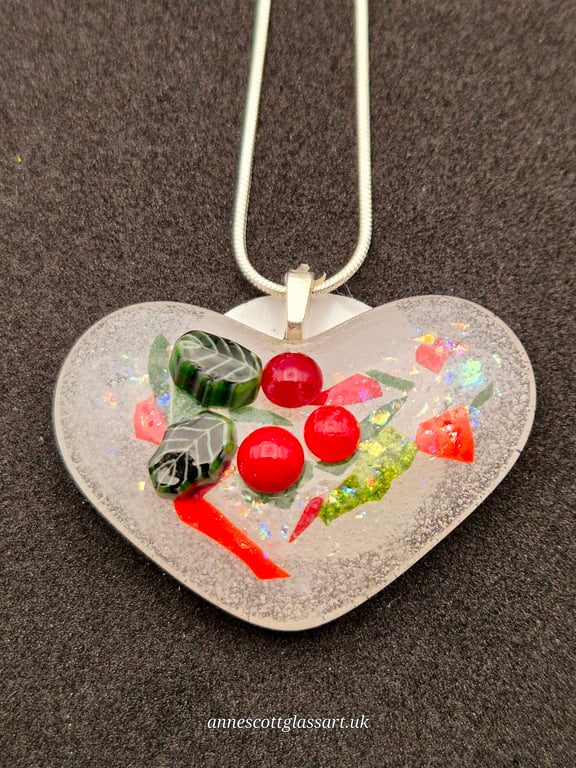 Handmade Opaline Fused Glass Heart-shaped Pendant Necklace with Holly 