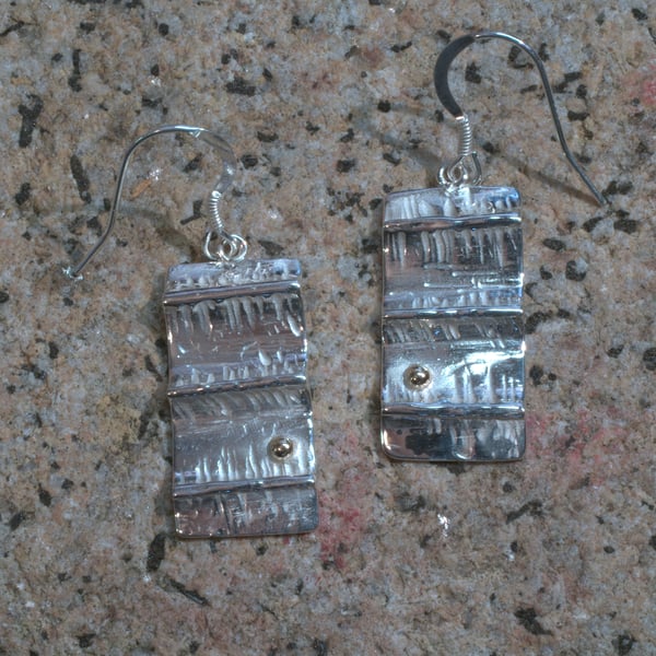Silver and 9ct "Wave" drop earrings