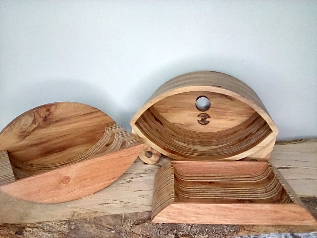 Bespoke hand made black caps curved box