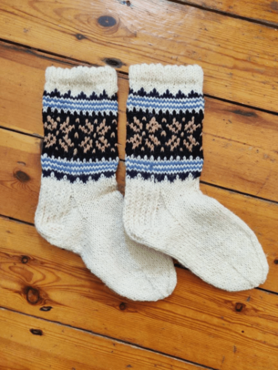 Hand knit thick wool socks white brown blue fairisle winter christmas