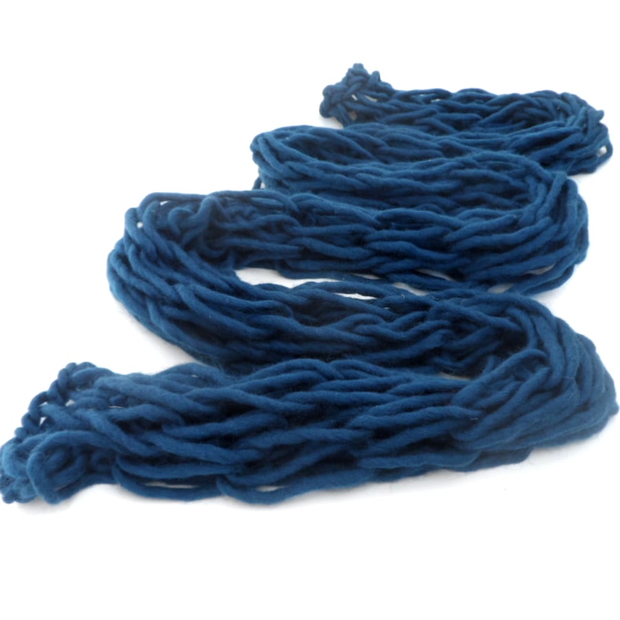 Chunky arm knitted oversized scarf in 100% merino wool