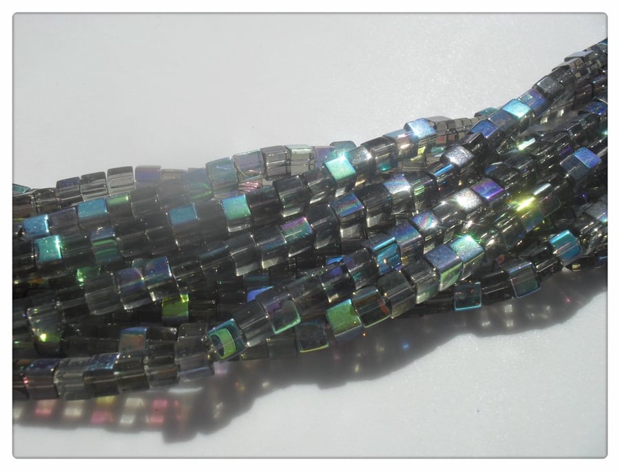 100 x AB Plated Glass Beads - Cube - 4mm - Smokey Grey 