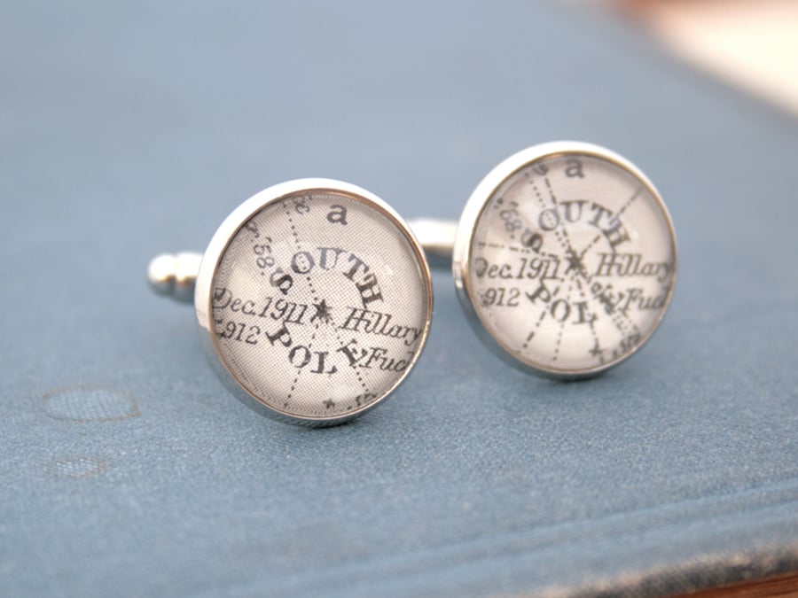 Cufflinks with south pole map in silver colour
