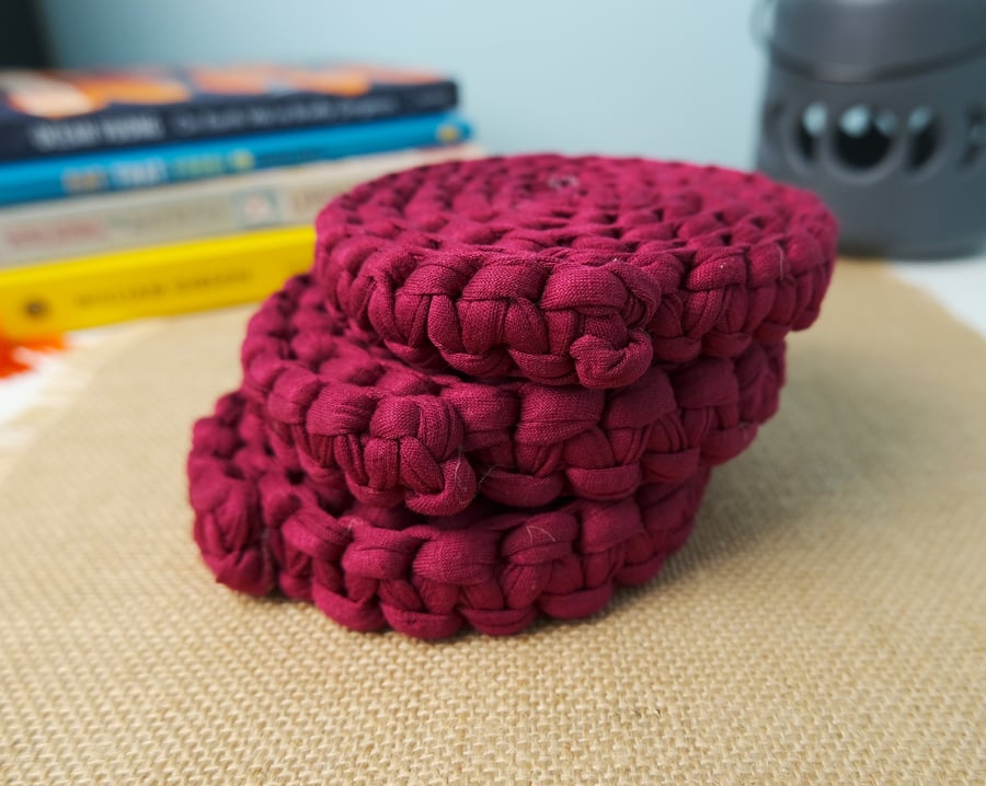 One Dark Red Macramé Coaster