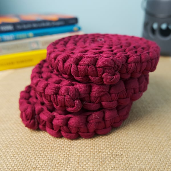 One Dark Red Macramé Coaster