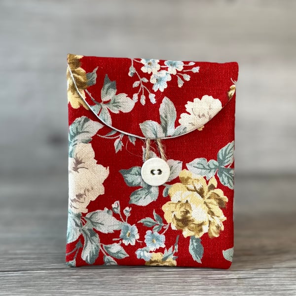Red floral purse with linen button 