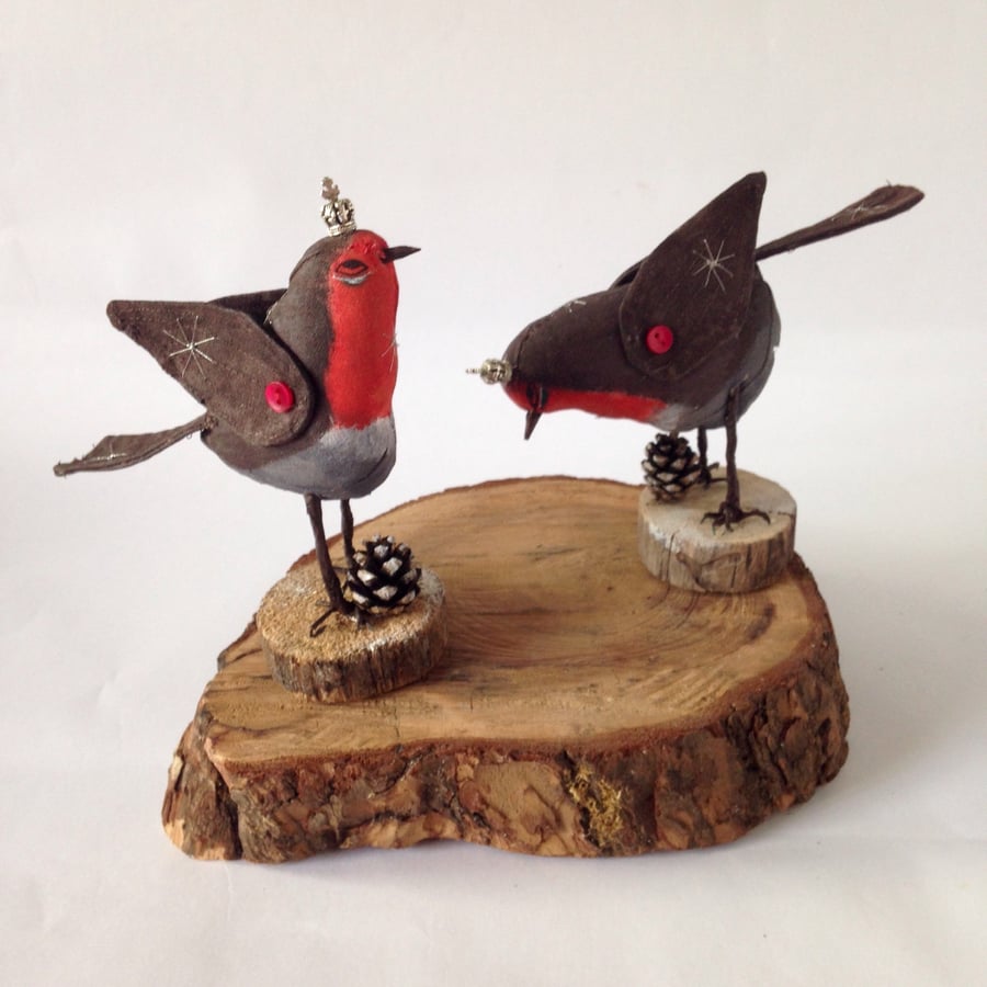Christmas robins set of two on logs