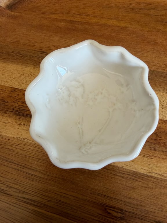 Handmade White cow parsley trinket dish