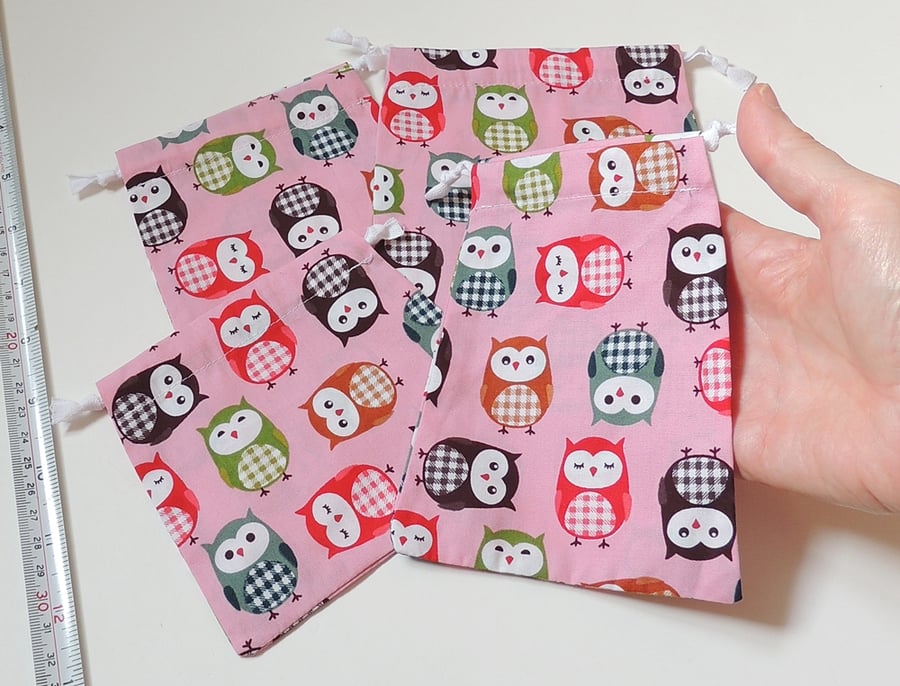4 x Pink Drawstring Gift Bags with Owls for Jewellery or Small Items, (GB01)