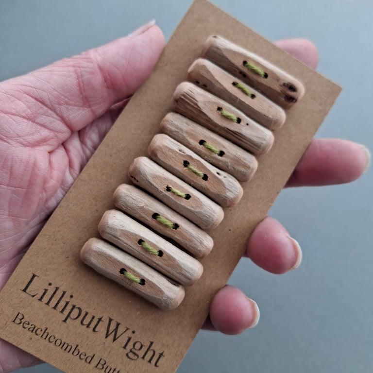 Set of nine small driftwood toggle buttons