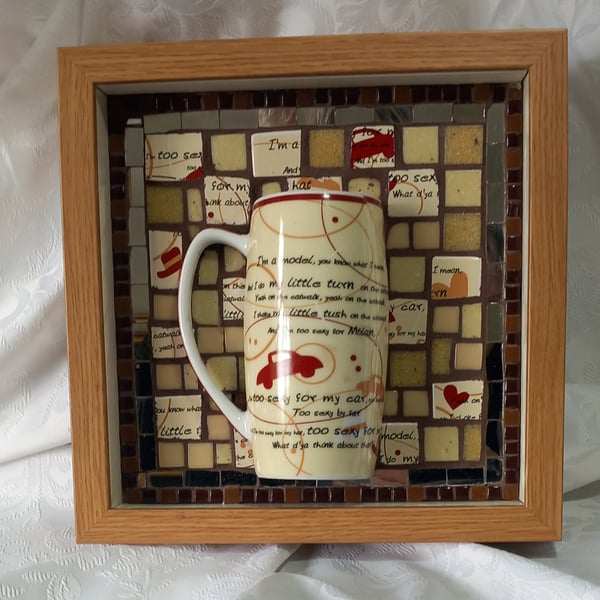 3D MOSAIC WALL ART. QUIRKY, MUSIC THEMED.