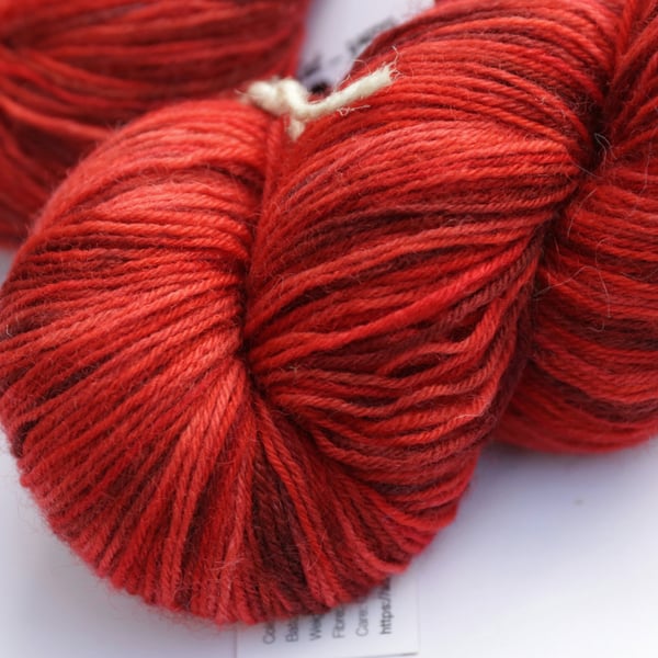 SALE: Maple - Superwash Bluefaced leicester 4 ply yarn