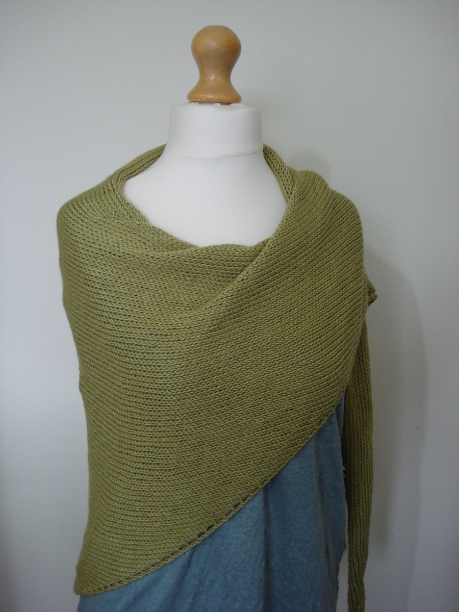Green Knitted Wrap