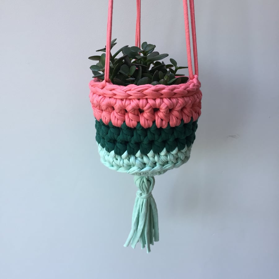 Crochet hanging planter - green mint and pink - free UK shipping