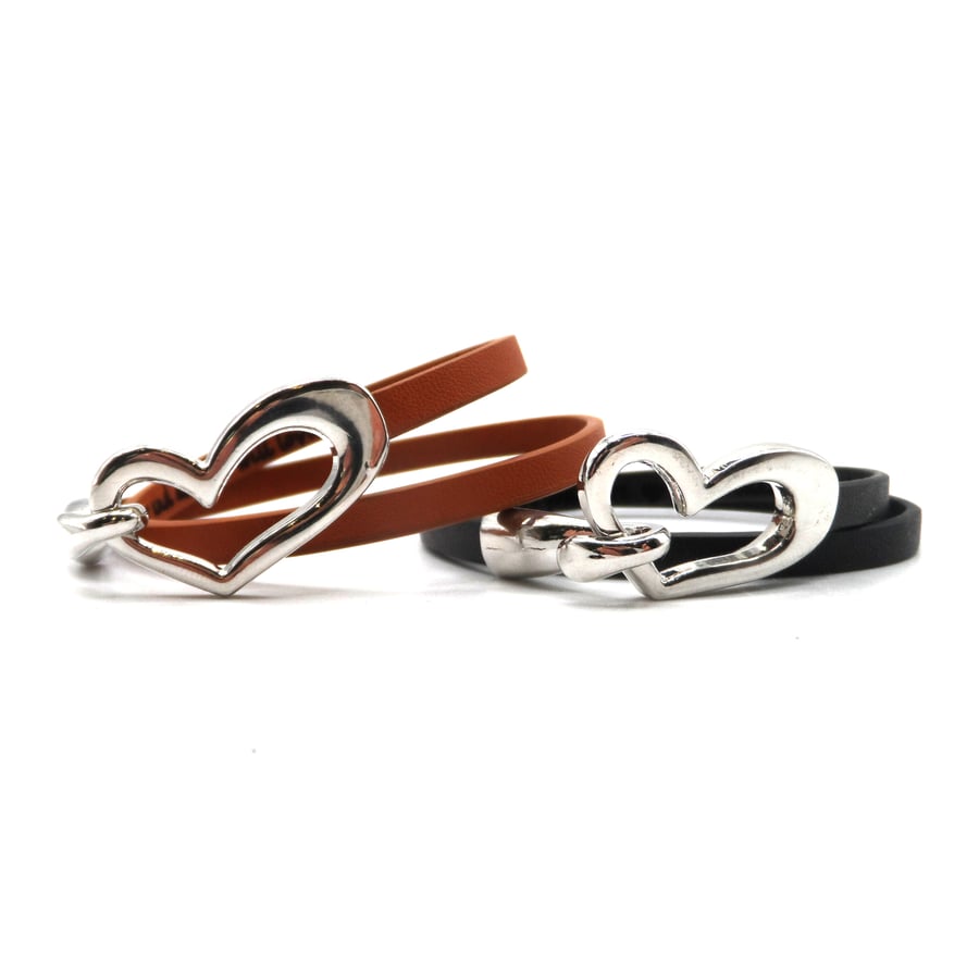 Double wrap leather bracelet with Heart Clasp and optional personalisation