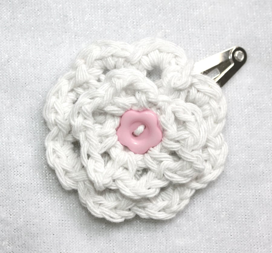 White & Pink Crocheted Flower Hair Slide