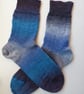 Hand-cranked Knitted Ribbed Wool Socks Size 8 to 9 mismatched - Image 4