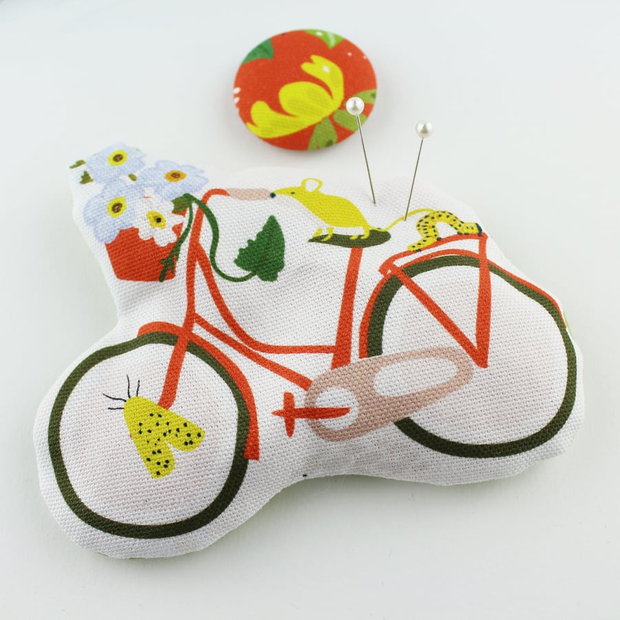 Pin Cushion & Magnetic Needle Minder