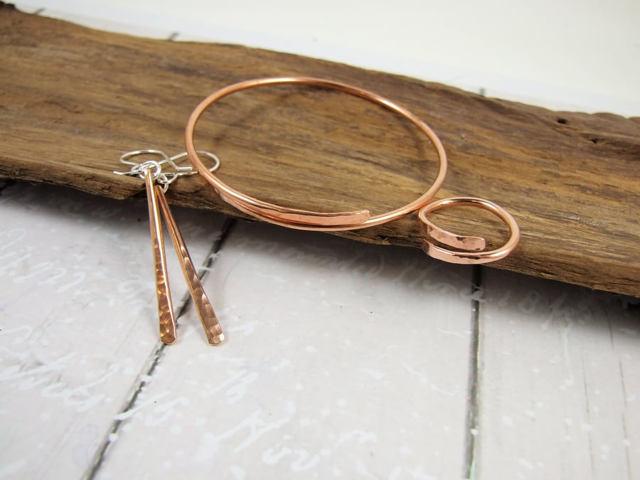 Copper Simple Hammered Jewellery Set. Bangle, Earrings and Ring, Size S-L