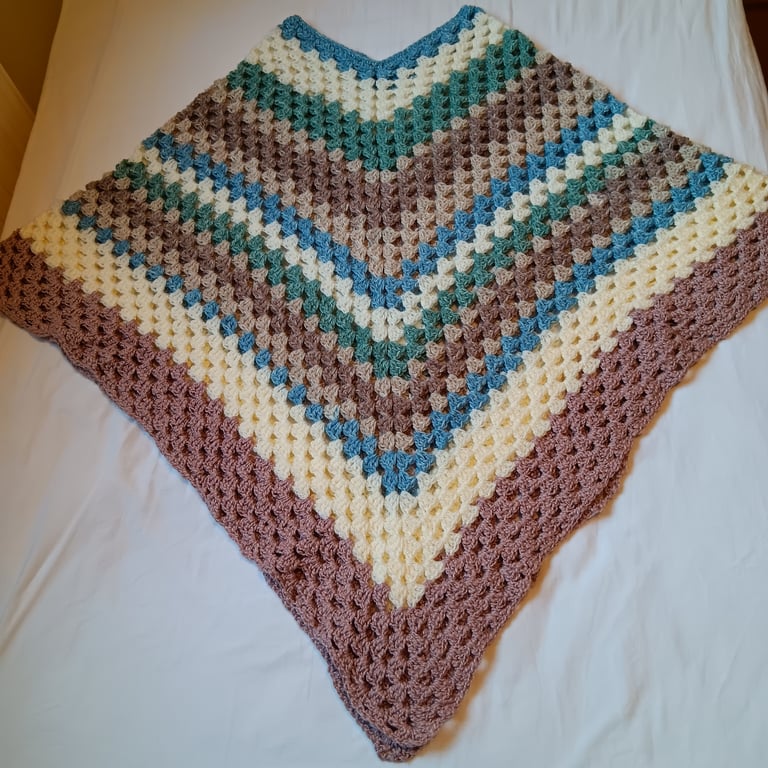 Crochet Women's Poncho (Light Autumn) - great for in-between weather!