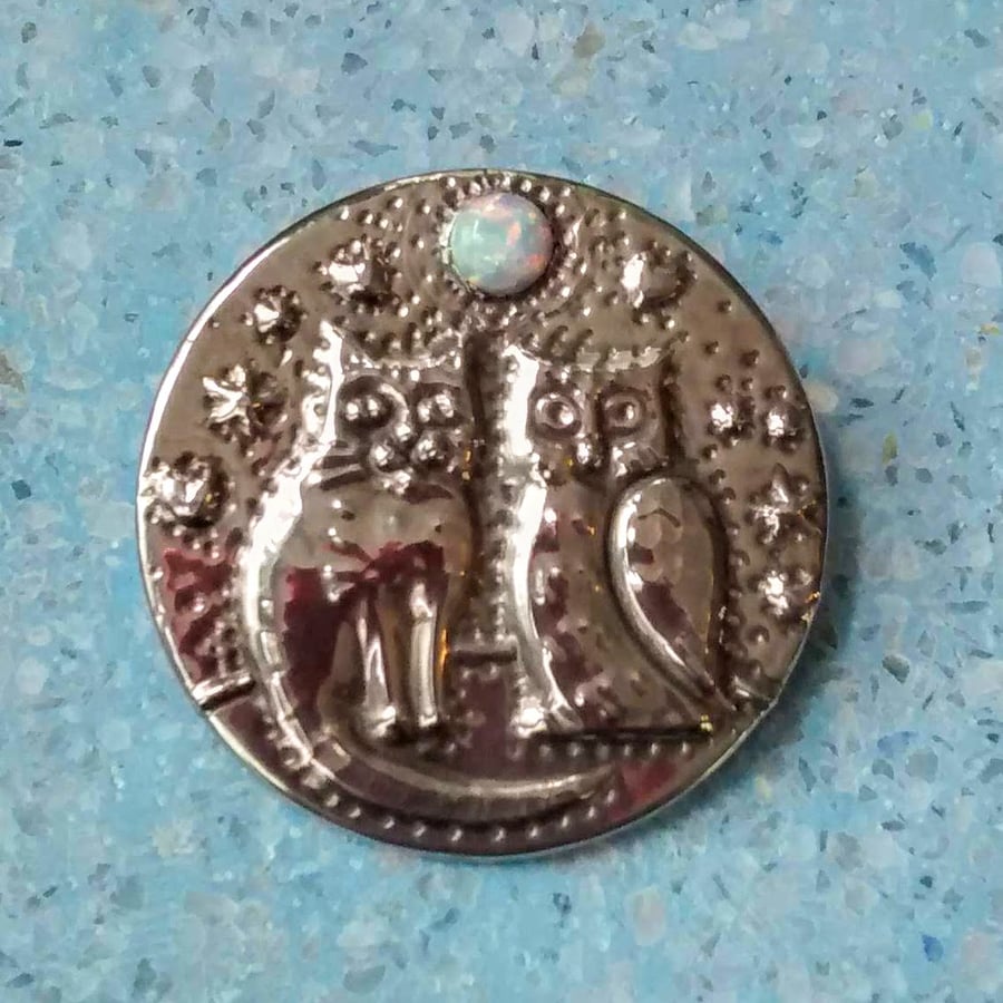 The Owl and the Pussycat Handmade Pewter Brooch