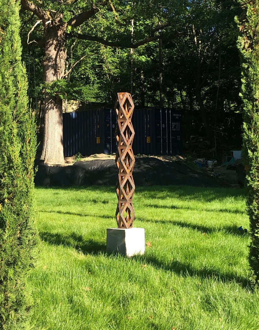 Garden sculpture decoration outdoor metal art -  Cut out tower