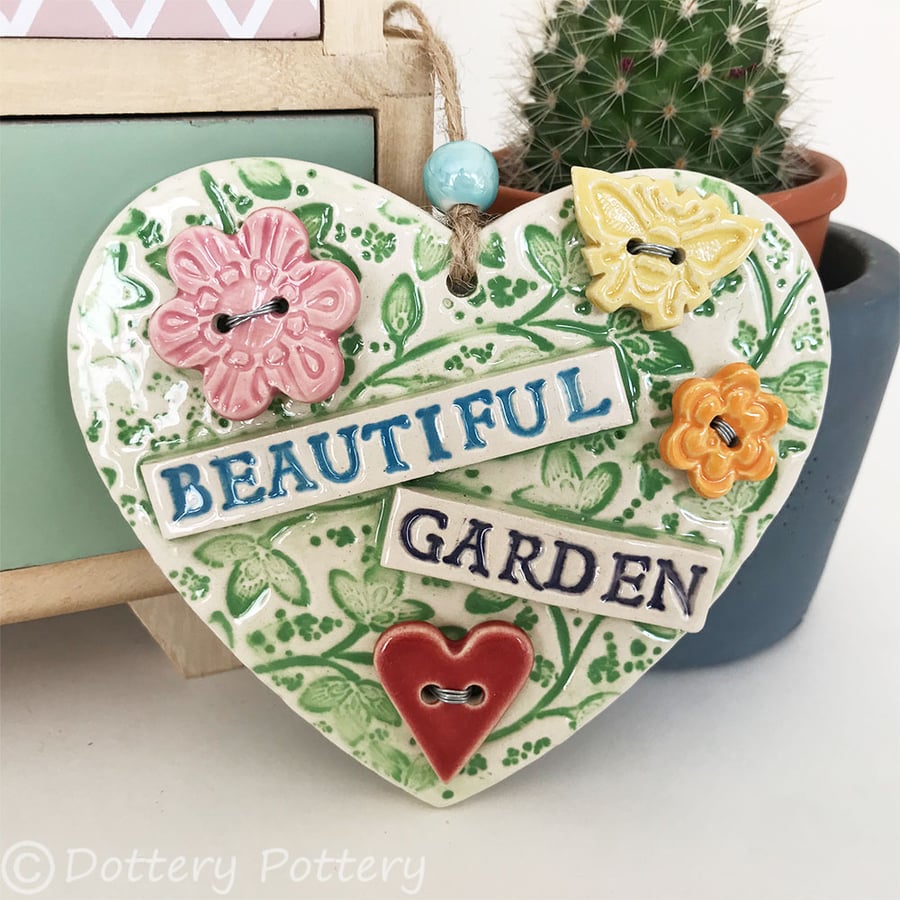 Beautiful Garden ceramic decoration with button flowers