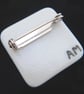 HANDMADE FUSED DICHROIC GLASS 'STILETTO' BROOCH. - Image 4