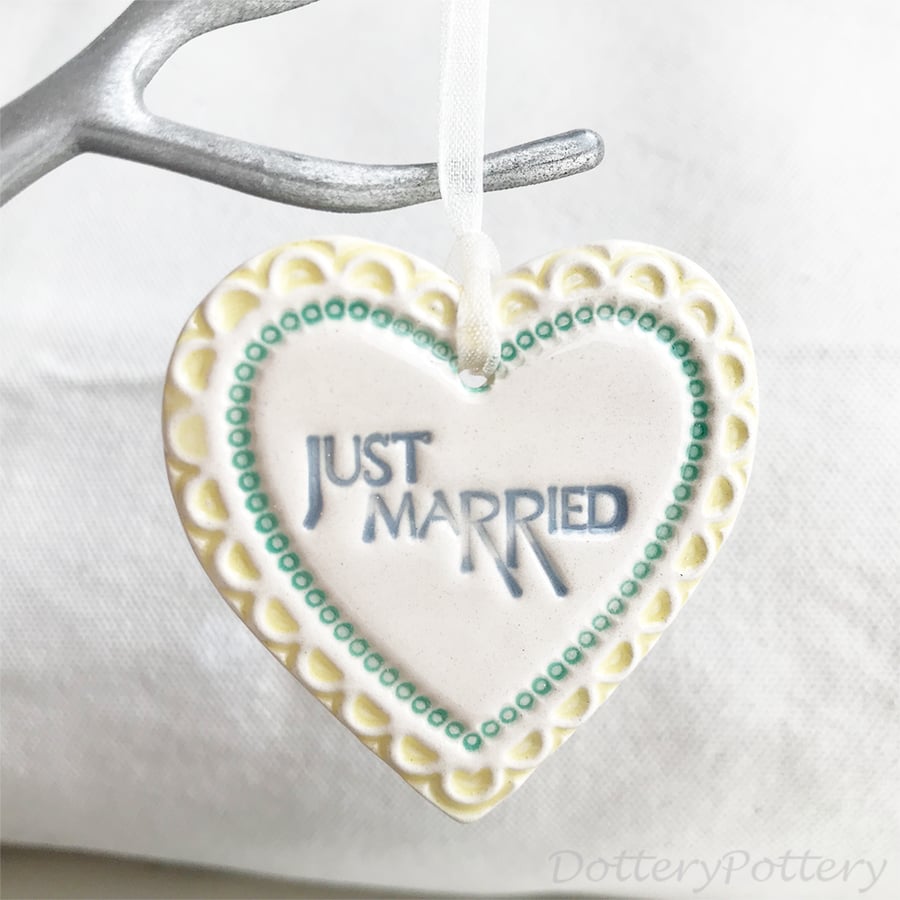 Small Ceramic heart decoration Just Married