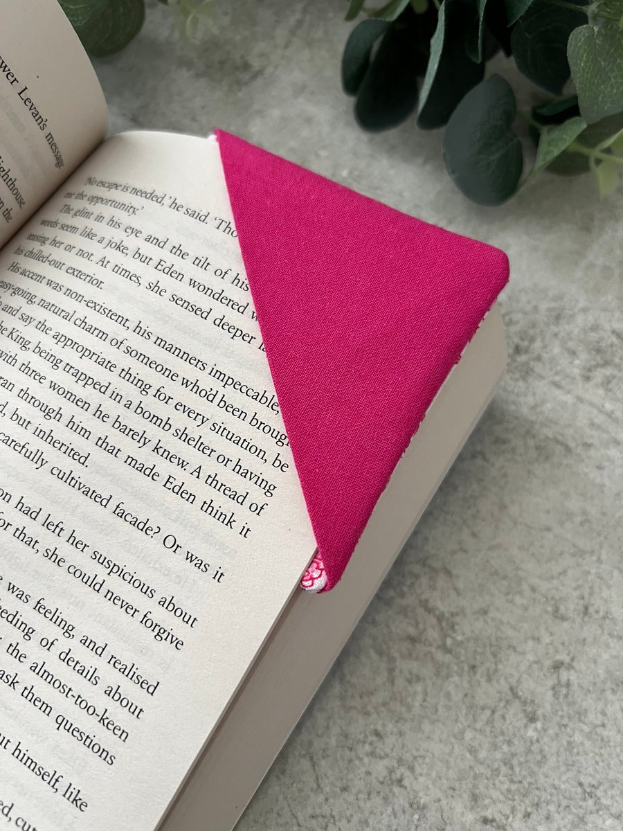 Fabric Corner Bookmark in Pink & Pink Floral Design