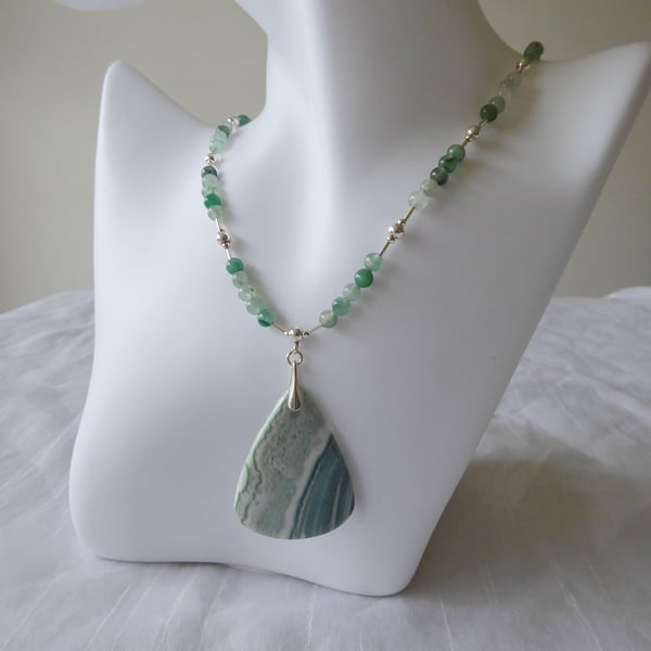 Sterling Silver and Chalcedony Beaded Necklace with Saturn Calcedony Pendant