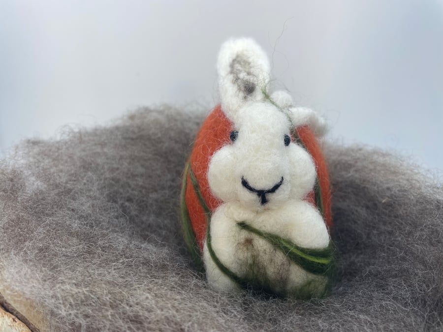 3D Felted Easter Egg, Needle Felt Easter Decoration, Bunny, Rabbit