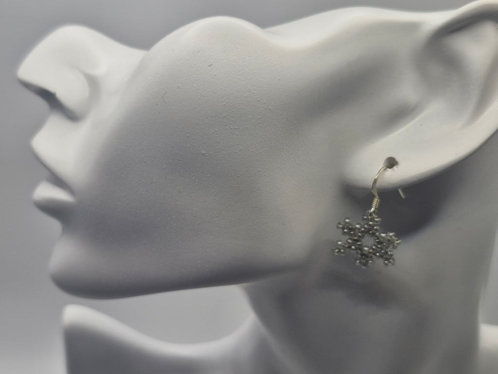 Frostkiss Earrings