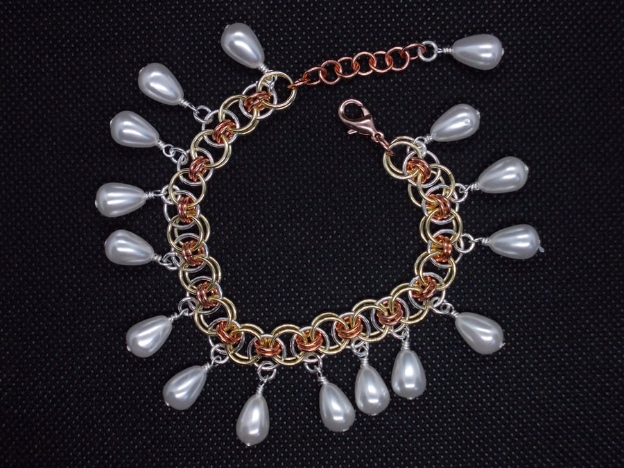 Sale - Three tone chainmaille bracelet  with shell pearl