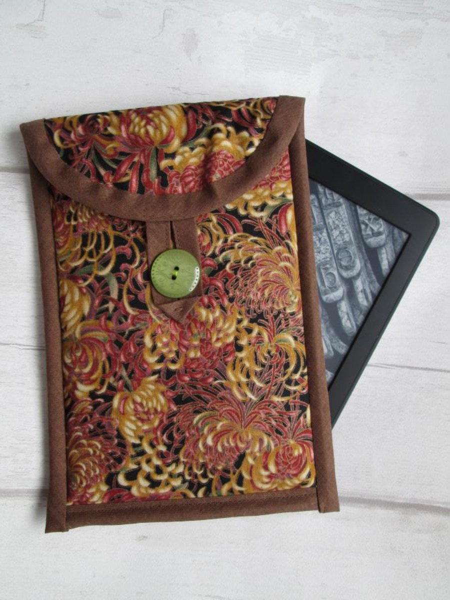 Autumn Chrysanthemums Kindle or 7 inch Tablet Case, E Reader Case