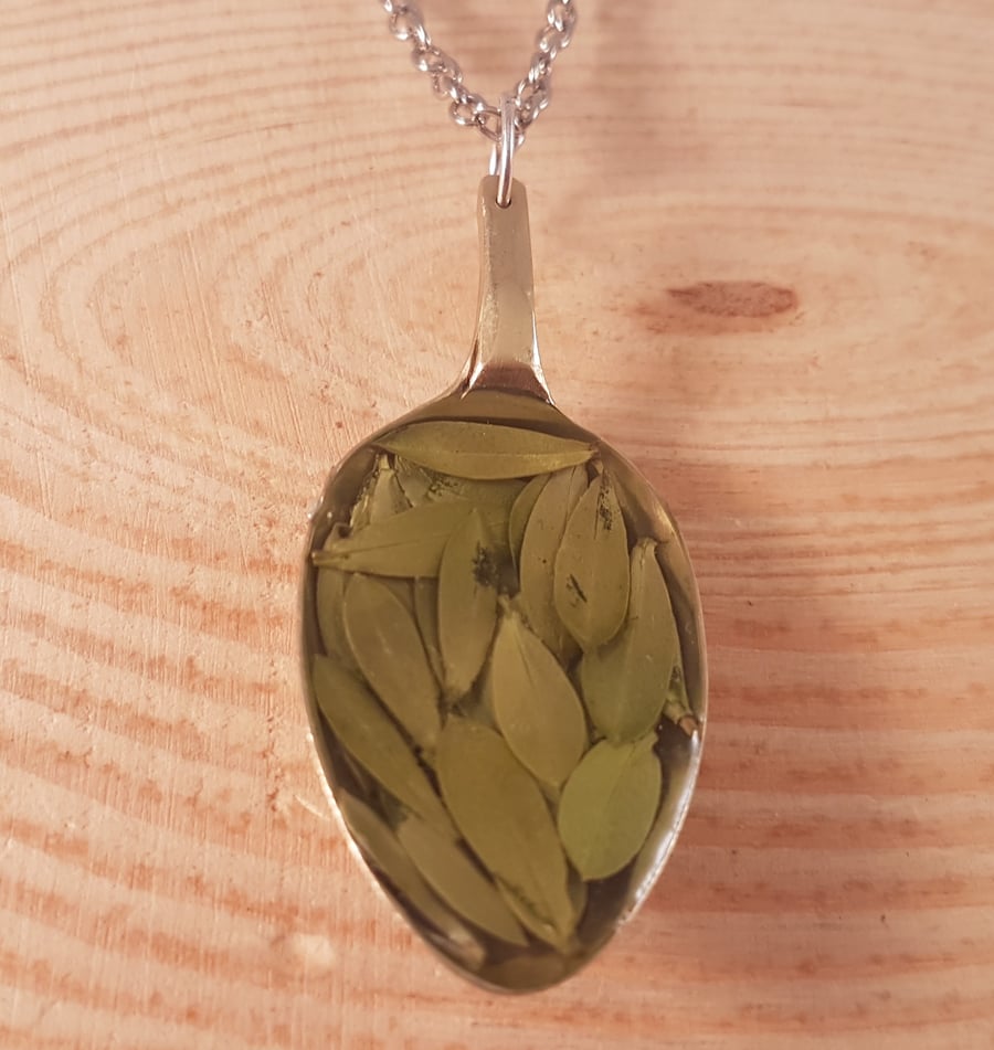Upcycled Silver Plated Spoon Necklace with Leaves SPN101704