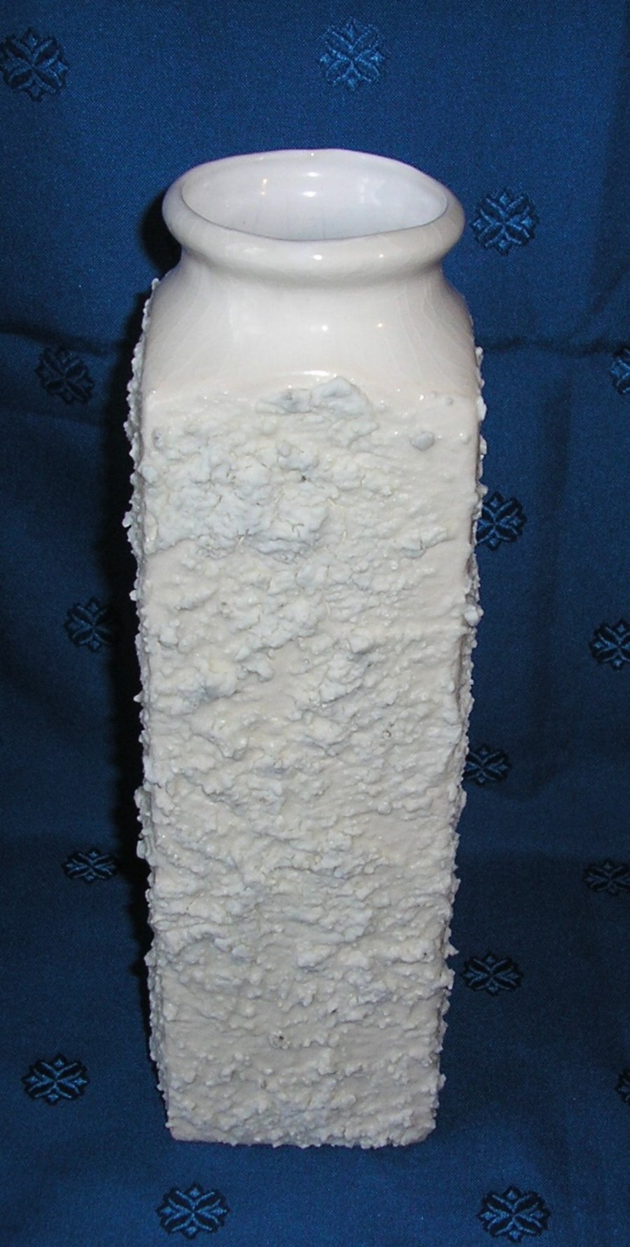 POTTERY DECORATIVE SQUARE VASE WITH TEXTURED CRUMBLE GLAZE 11 INS H X 3 INS WIDE