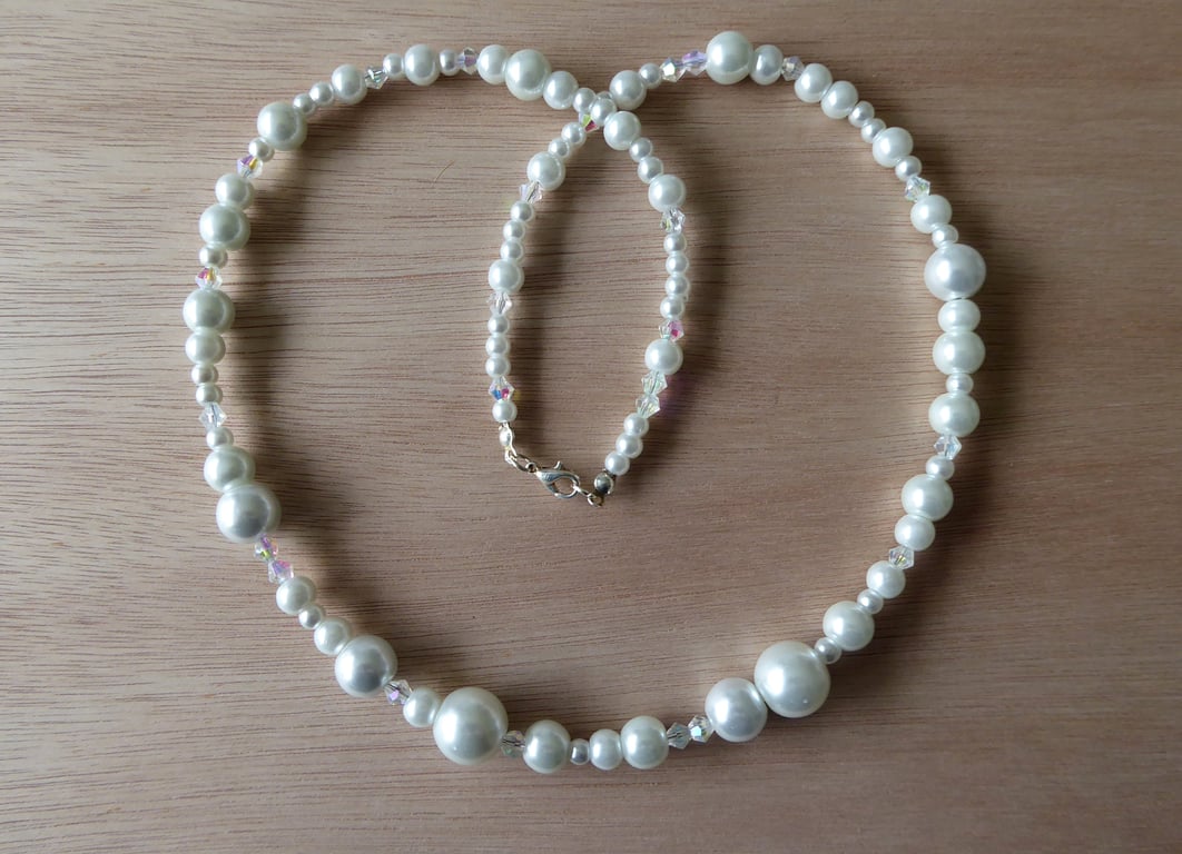 Beautiful handmade Snow & Ice bridal necklace for your special day 