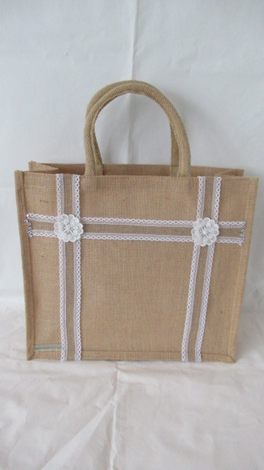 FLOWERS & LACE TRIMMED JUTE TOTE BAG
