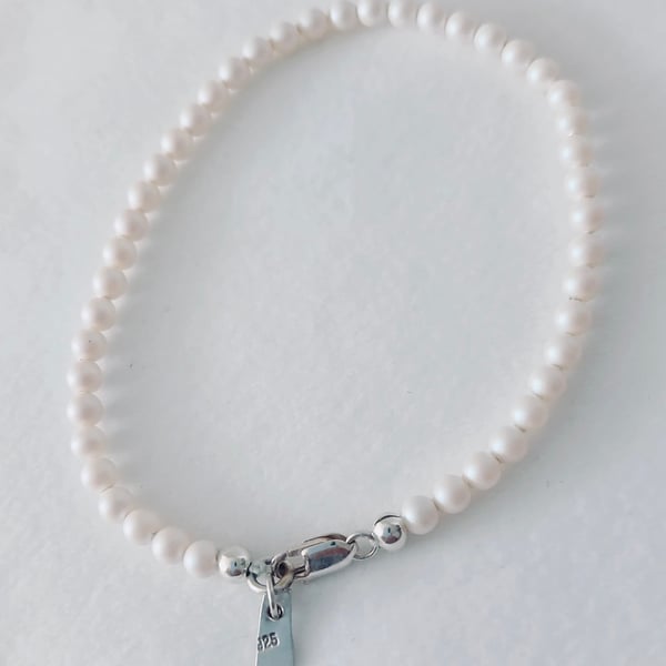 Silver Pearl Bracelet