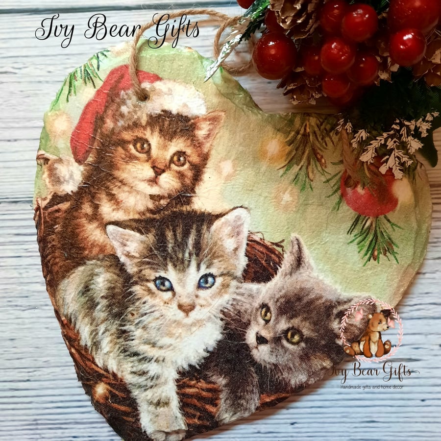 Kittens in basket Christmas decoration