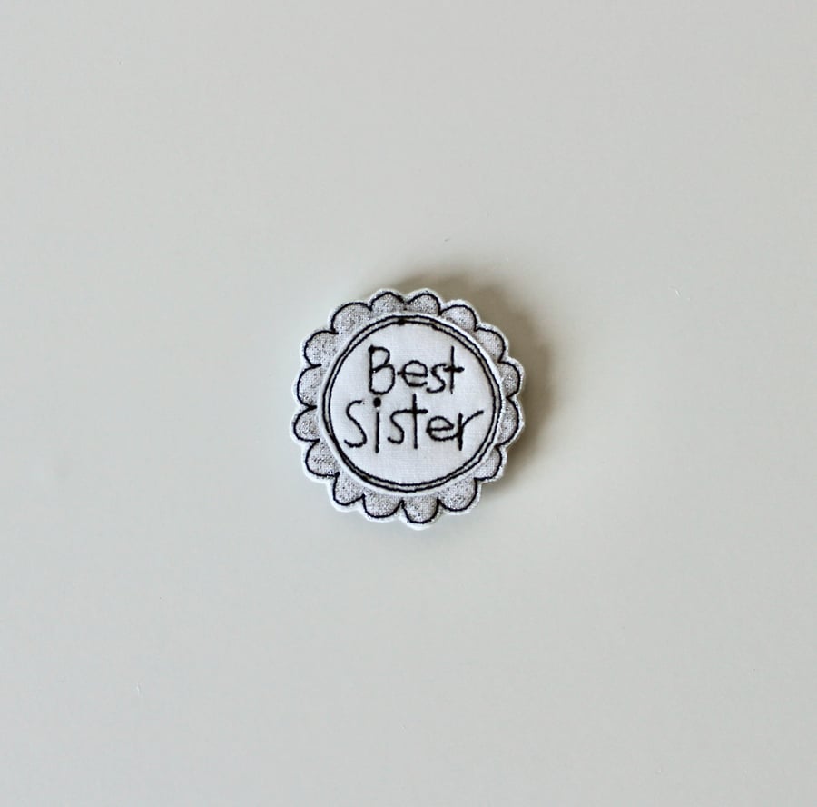 'Best Sister' - Handmade Magnet
