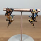 Summer bloom lightening bolts